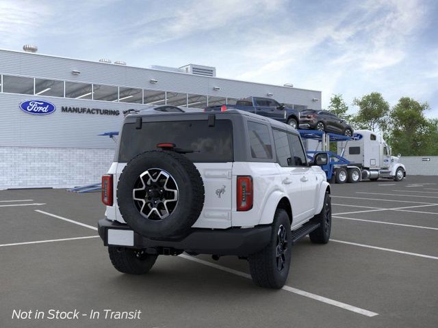 2024 Ford Bronco Outer Banks 8