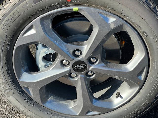 2025 Ford Escape ST-Line photo
