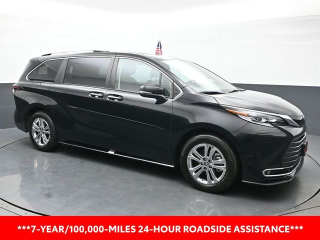 2023 Toyota Sienna Platinum 10