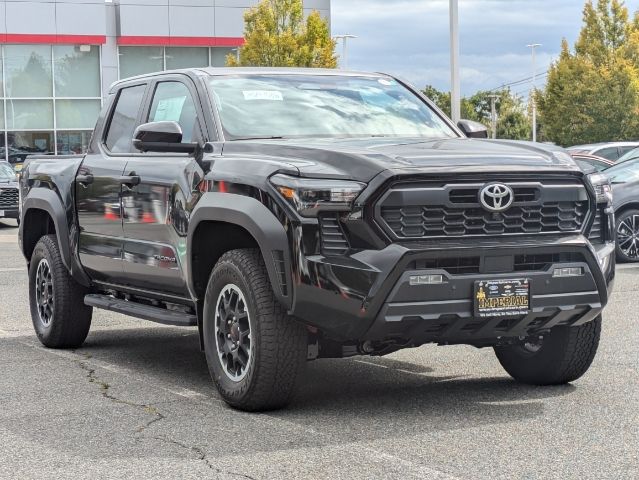 2024 Toyota Tacoma TRD Off-Road 1