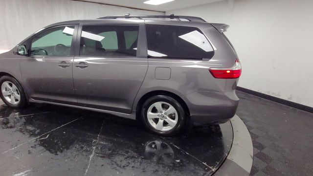 2018 – Toyota – Sienna