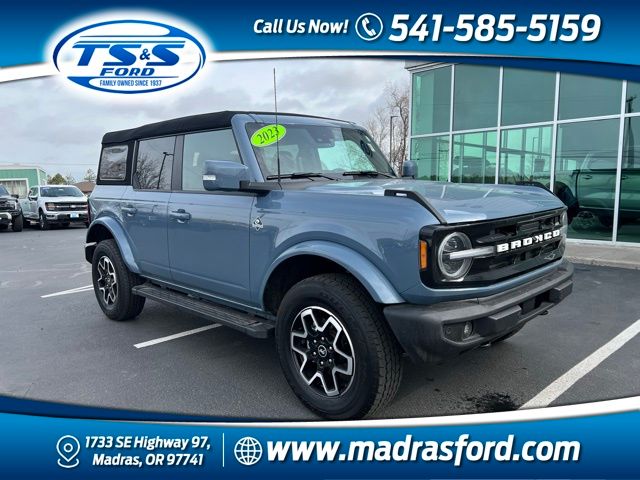  2023 Ford Bronco Outer Banks Advanced 4-Door 4WD   