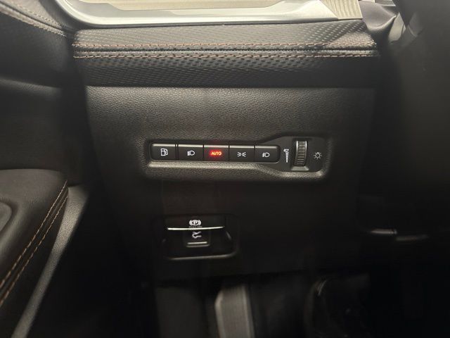 2026 Bright White Clearcoat Jeep Cherokee Limited 4X4 SUV