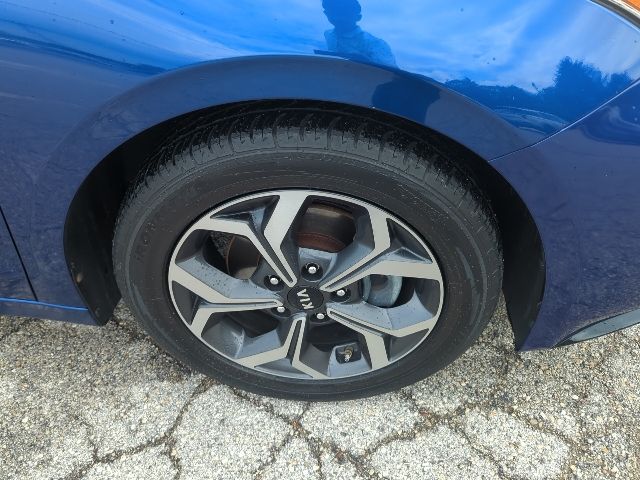 Used 2019 Deep Sea Blue Kia LXS image 11