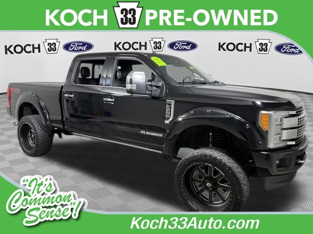 2017 Ford F-250 Super Duty Platinum Crew Cab 4WD