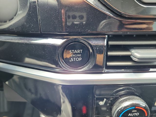 2025 Nissan Pathfinder SV - Photo 27