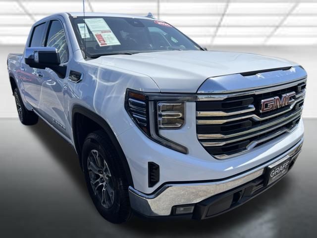2026 GMC Sierra 1500 SLT Crew Cab RWD
