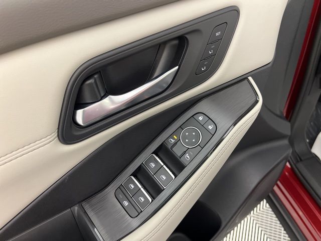 2025 Scarlet Ember Tintcoat Nissan Rogue SL FWD SUV