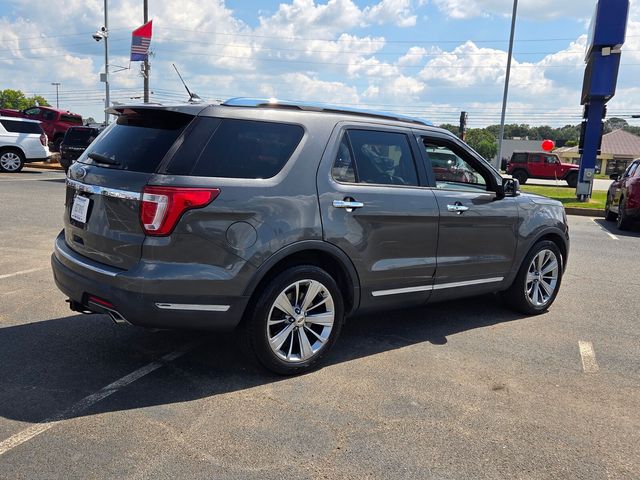 Used 2018 Gray Ford Limited image 8