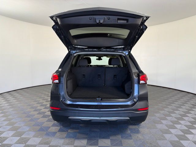 Used 2023 Chevrolet Equinox SUV