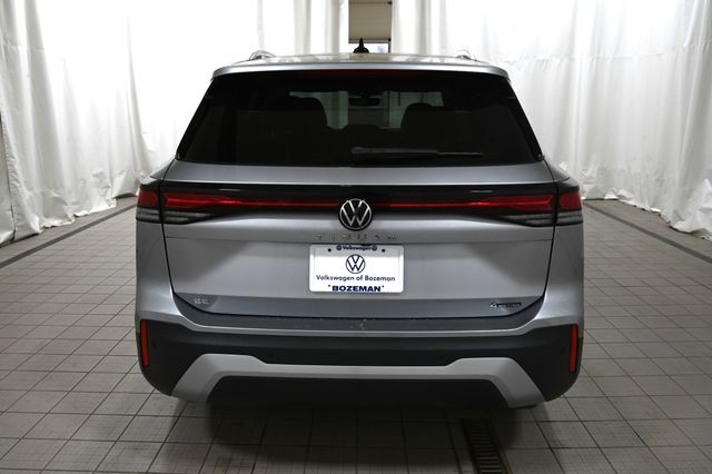 New 2026 Silver Volkswagen 2.0T SE image 11