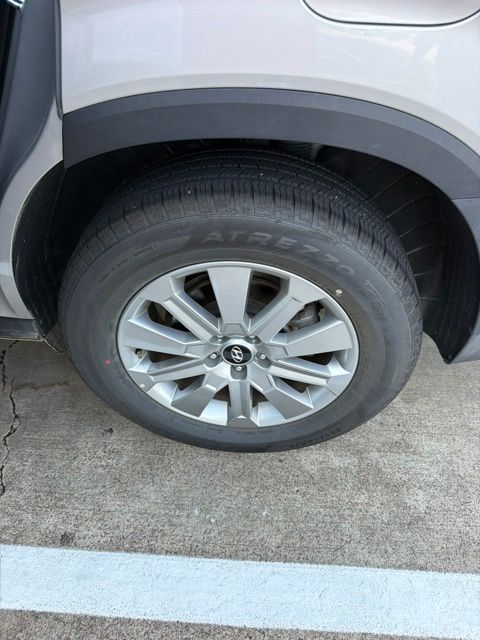 2025 Hyundai Palisade SEL Silver at DeMontrond Gulf Freeway