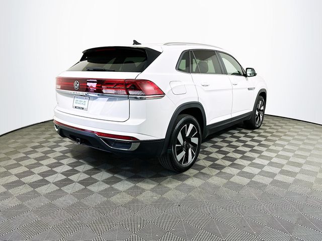 2024 Volkswagen Atlas Cross Sport 2.0T SE w/Technology photo