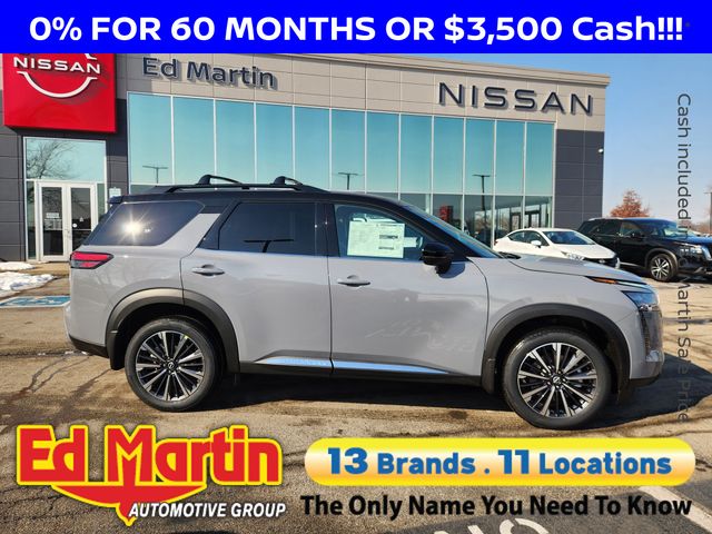 Boulder Gray Pearl/Super Black 2026 Nissan Pathfinder Platinum 4WD SUV / Crossover All-Wheel Drive 9-Speed Automatic