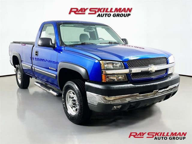 Arrival Blue Metallic 2004 Chevrolet Silverado 2500HD Pickup Truck Four-Wheel Drive 5-Speed Manual Overdrive