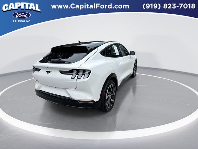 Used 2023 White Ford Premium image 8