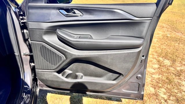 new 2025 Jeep Grand Cherokee L car, priced at $40,968