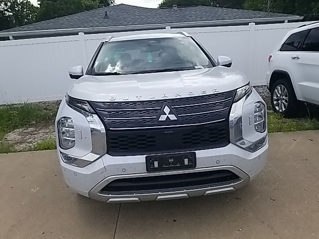 Used 2023 Mitsubishi Outlander SUV