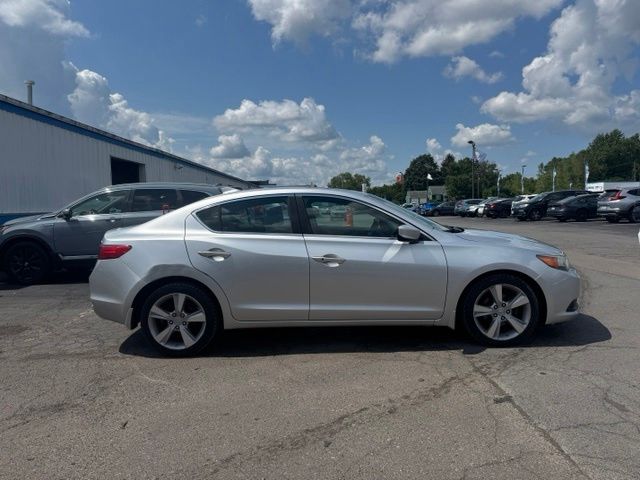 2014 Acura ILX 2.0L FWD