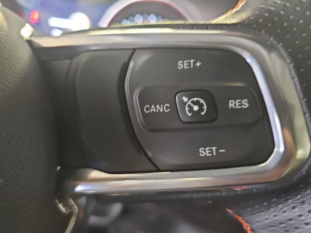 Used 2022 Black Jeep Mojave image 18