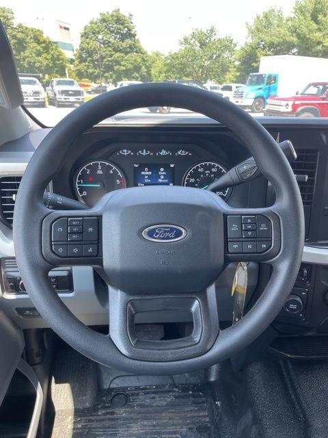 2024 Ford F-550 Super Duty 
