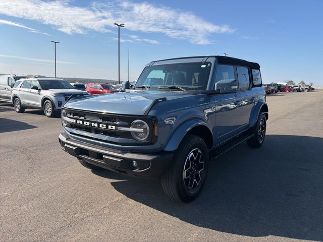 2023 Ford Bronco Outer Banks 4-Door 4WD