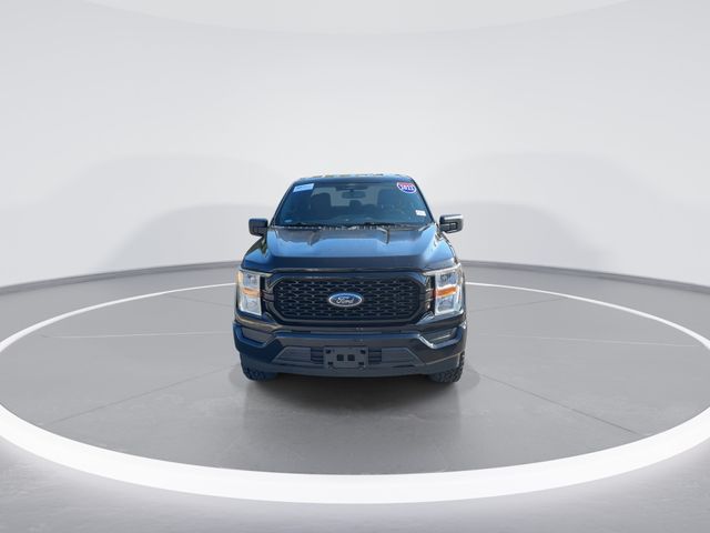 Used 2022 Black Ford XL image 4