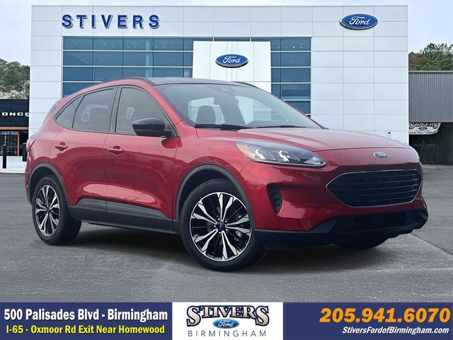 Rapid Red Metallic Tinted Clearcoat 2022 Ford Escape SE FWD SUV / Crossover Front-Wheel Drive 8-Speed Automatic