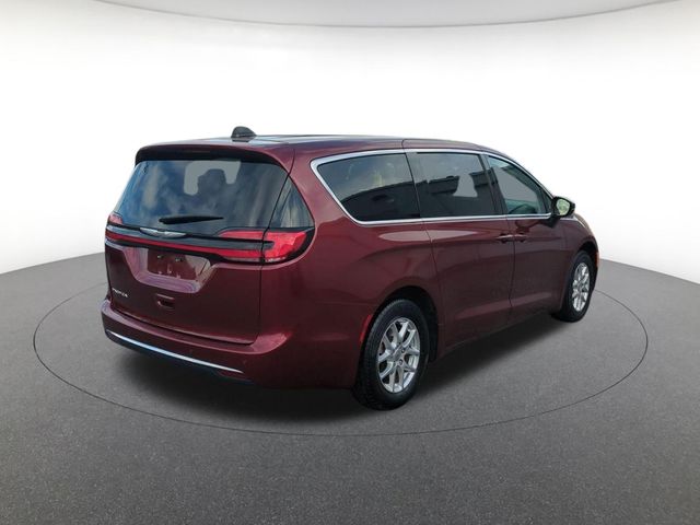 used 2023 Chrysler Pacifica car, priced at $23,790