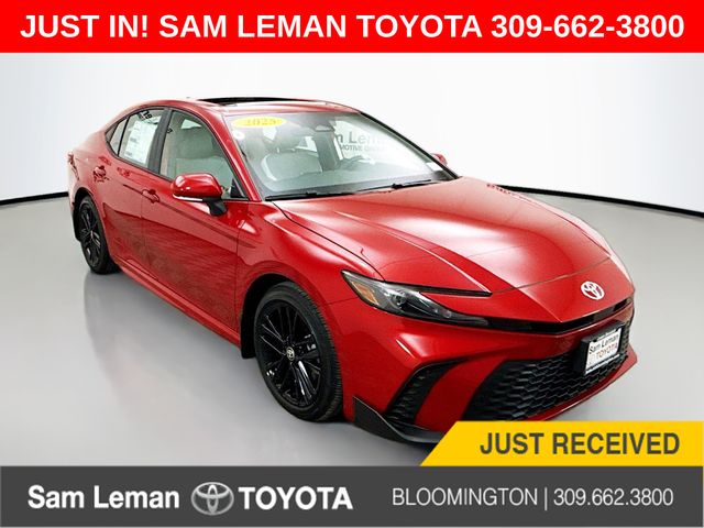 2025 Toyota Camry SE FWD