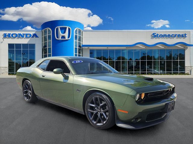 F8 Green 2019 Dodge Challenger Coupe Rear-Wheel Drive 8-Speed Automatic
