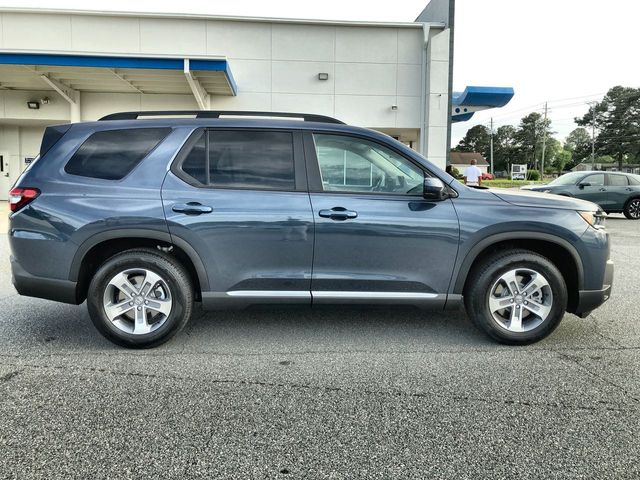 new 2026 Honda Pilot car, priced at $43,894