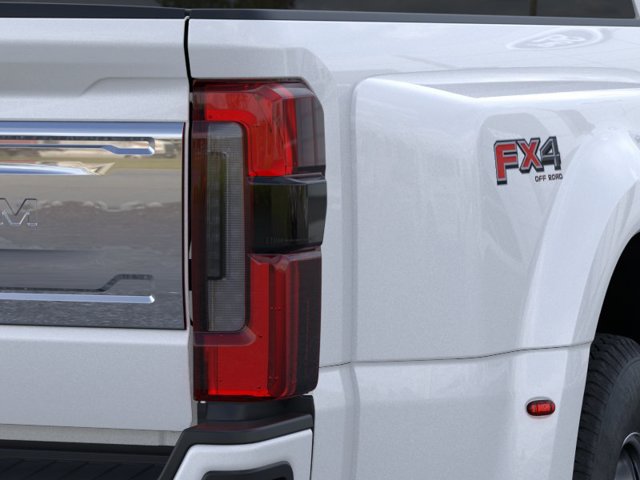 New 2026 White Ford Platinum image 21