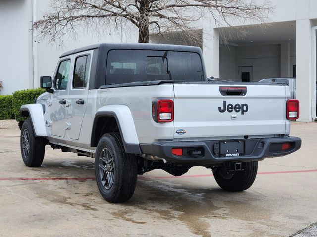 2024 Jeep Gladiator Sport 3