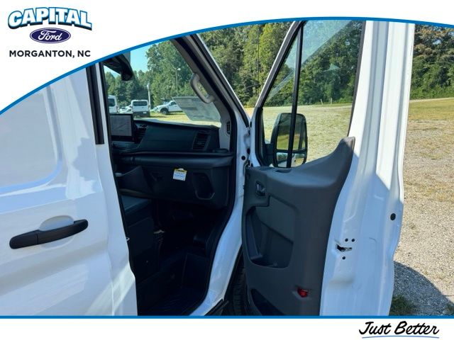 New 2027 White Ford Base image 13
