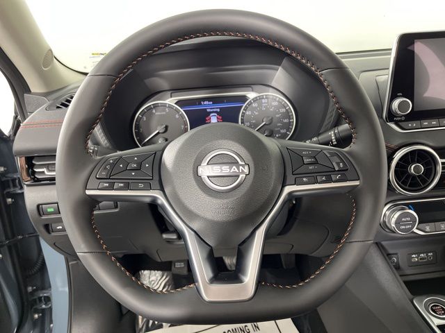 2025 Atlantic Gray Metallic/Super Black Nissan Sentra SR FWD Sedan
