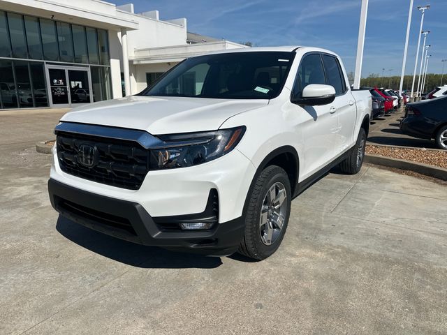 Platinum White Pearl 2026 Honda Ridgeline RTL AWD Pickup Truck All-Wheel Drive 9-Speed Automatic
