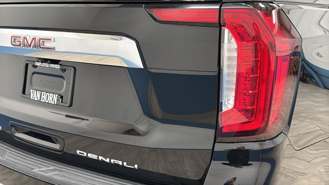 Used 2021 Onyx Black GMC Denali image 8