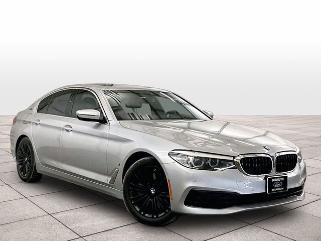2019 BMW 5 Series 530e xDrive iPerformance Silver at Sutliff Volkswagen