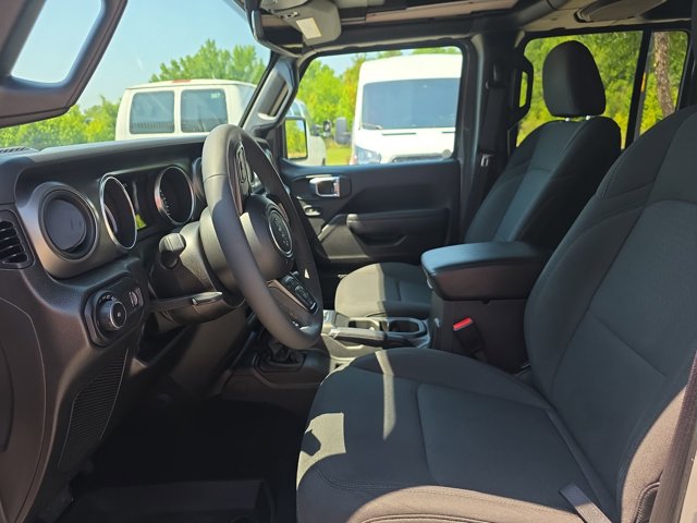 Used 2023 Sting Gray Clearcoat Jeep Sport S image 15