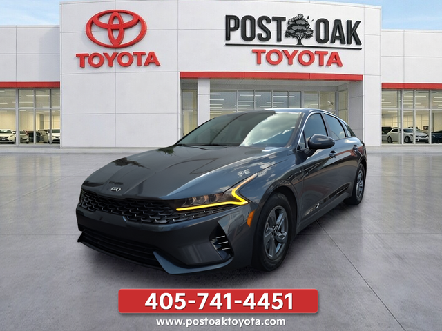 2021 Kia K5 Gris (Gravity Gray) Sedán Tracción delantera 8 velocidades Automática