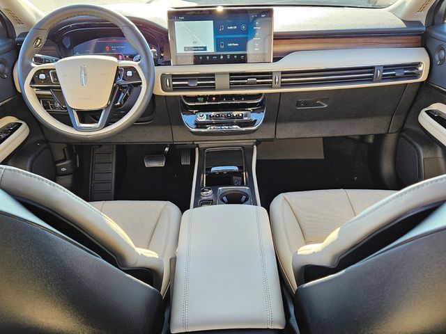 New 2025 Gray Lincoln Reserve image 15