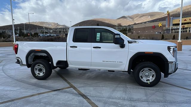 2024 GMC Sierra 2500HD Pro 2