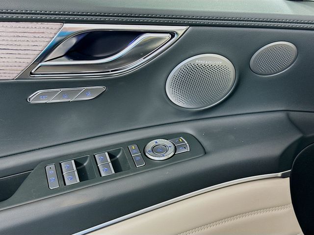 Thumbnail: 2026 Genesis GV80 - 20