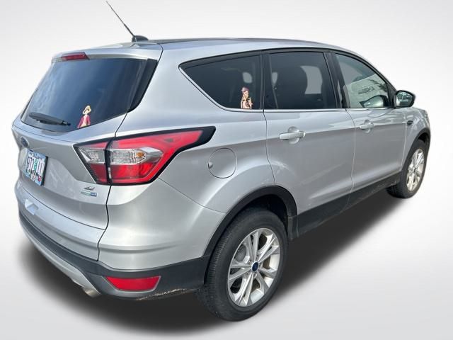 2017 Ford Escape SE 8