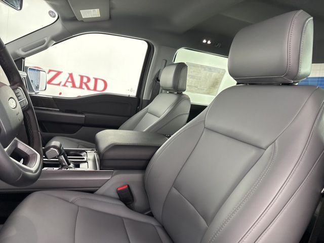 2025 Carbonized Gray Metallic Ford F-150 Lightning Flash AWD Truck