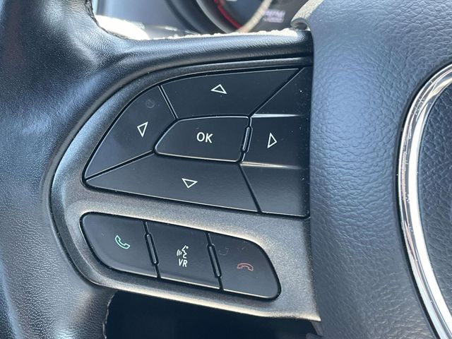 Used 2022 Silver Dodge SXT image 20