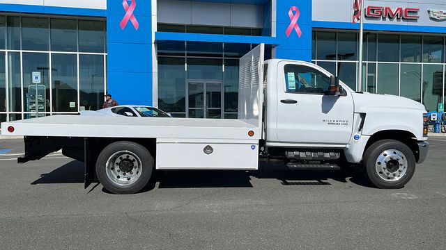 2023 Chevrolet Silverado 5500HD Work Truck 18