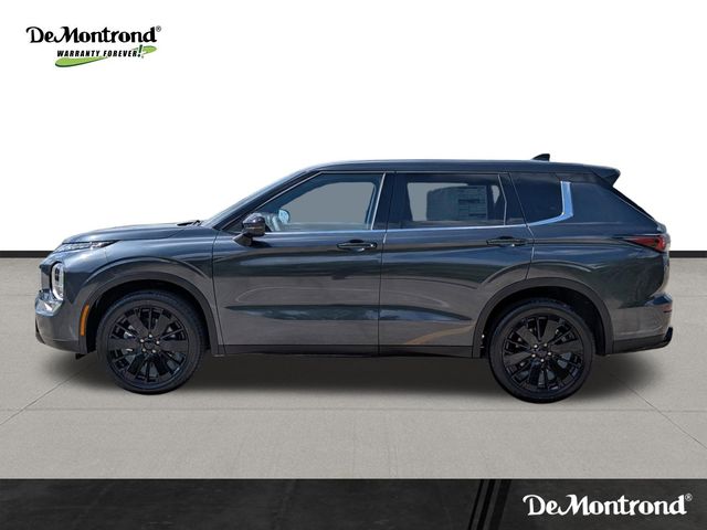 2026 Mitsubishi Outlander LE Gray at North Houston Mitsubishi