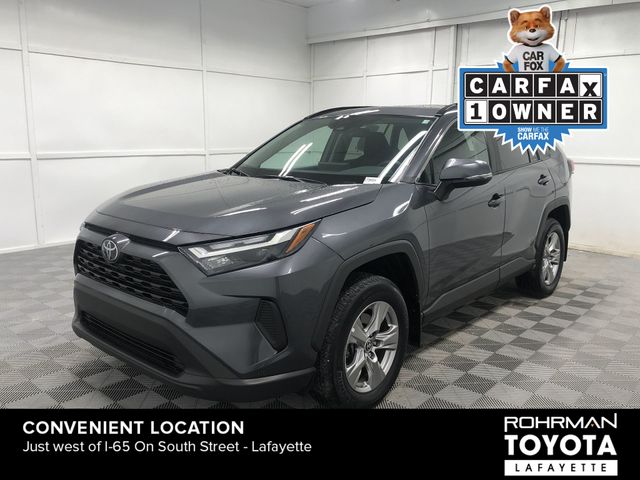 2023 Toyota RAV4 XLE 2